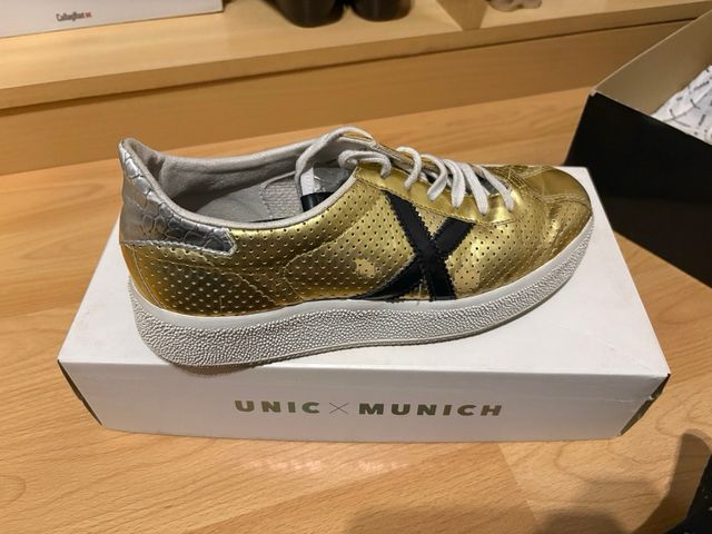 Zapatillas munich doradas mujer numero 39