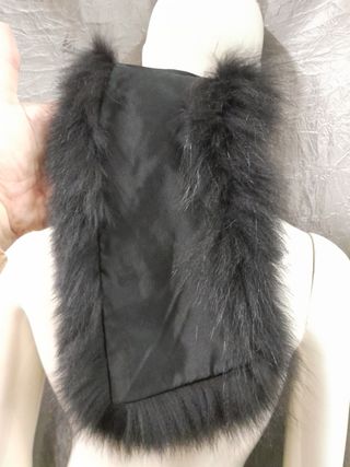 Collo stola scialle vera pelle.  V  olpe