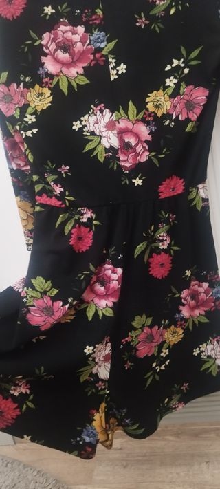 Mono corto, mujer. Talla S. Bershka 
