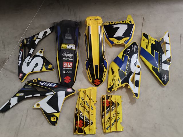Suzuki RMZ 450 kit plásticos