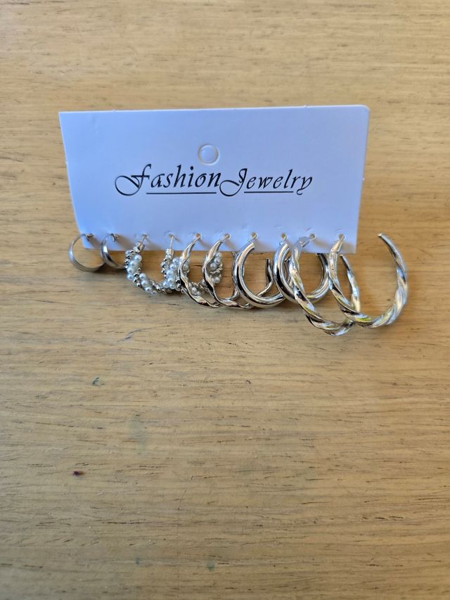 Juego pendientes Mariposa y Corazon