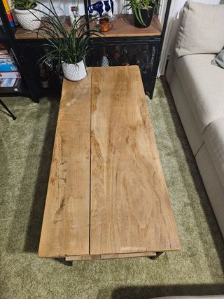 Mesa de centro de madera de castaño