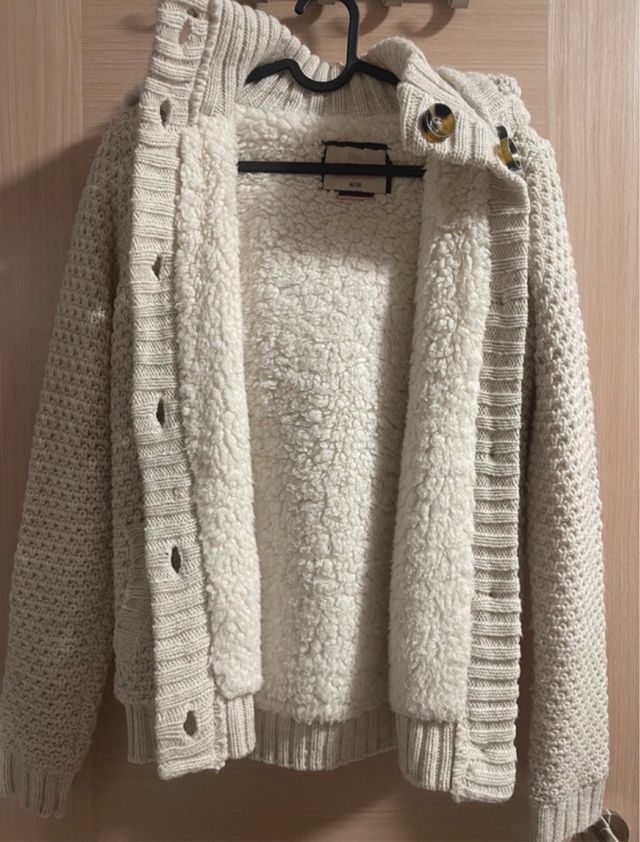 Chaqueta borreguito Bershka