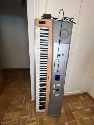 Yamaha PortableGrand DGX 630 ¡¡OPORTUNIDAD!!