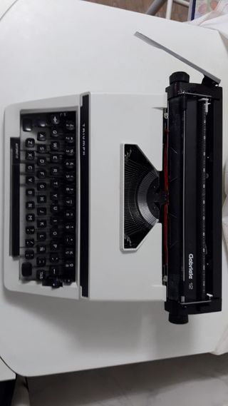 Máquina de escribir Triumph