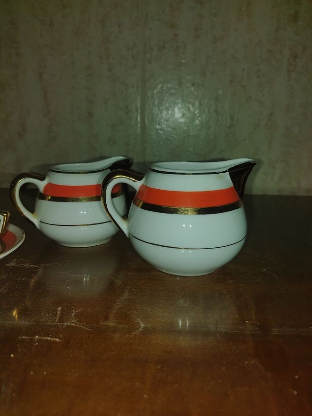 Juego 2 tazas cafe con jarra leche