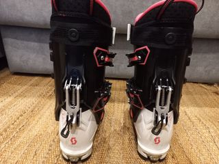 Botas Ski travesia Talla 24,5. Scott Celeste