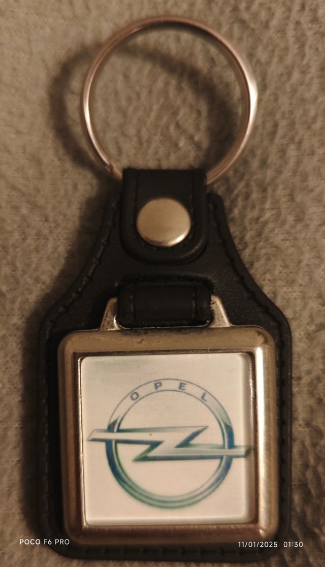 🔥🚗Llavero coche oficial Opel🚗🔥