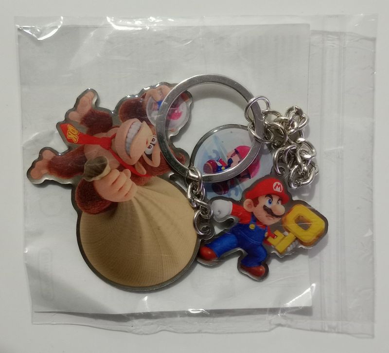 Imagen de 🔑 Llavero Mario vs Donkey Kong 