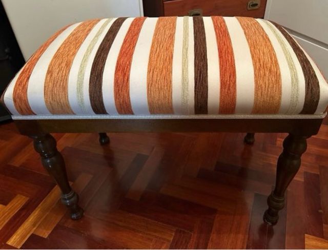 Butaca y alfombras a juego