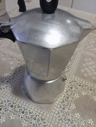 Macchinetta per caffè Bialetti grande per inutiliz