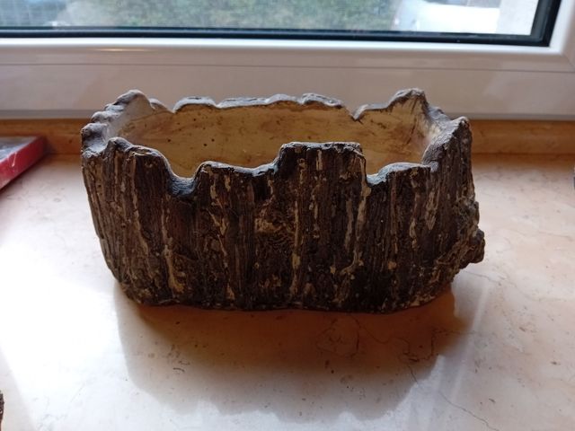 Vaso corteccia in cemento