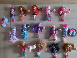 Muñecas Enchantimal