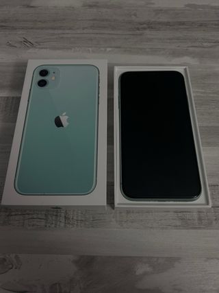 Iphone 11 verde 64GB