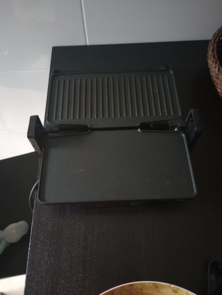 Sàndwichera y plancha Jatta