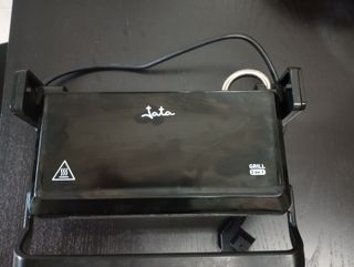 Sàndwichera y plancha Jatta