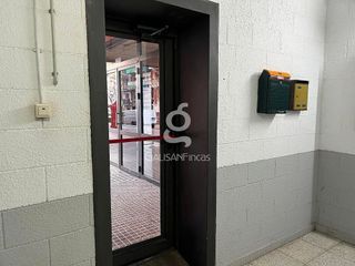 Garaje en venta en Gavarra en Cornellà de Llobregat