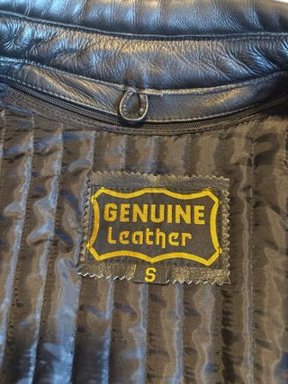 Cazadora unisex de MOTO de cuero.