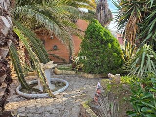 Edificio en venta en Alcarràs