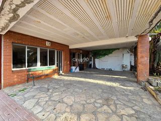 Edificio en venta en Alcarràs