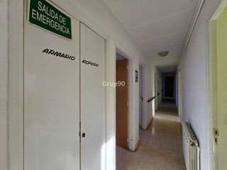 Edificio en venta en Alcarràs