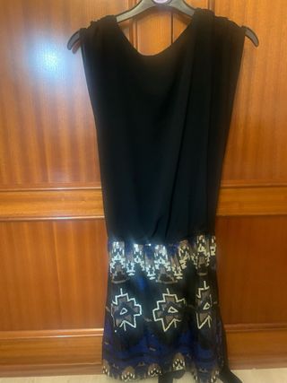Vestido de fiesta negro con lentejuelas