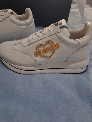 Scarpe donna moschino