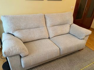 Sofa de tres plazas y sofa relax