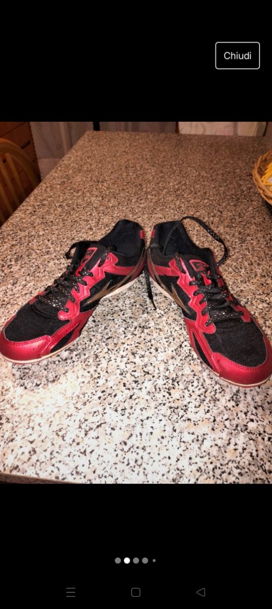 Scarpe chiodate atletica