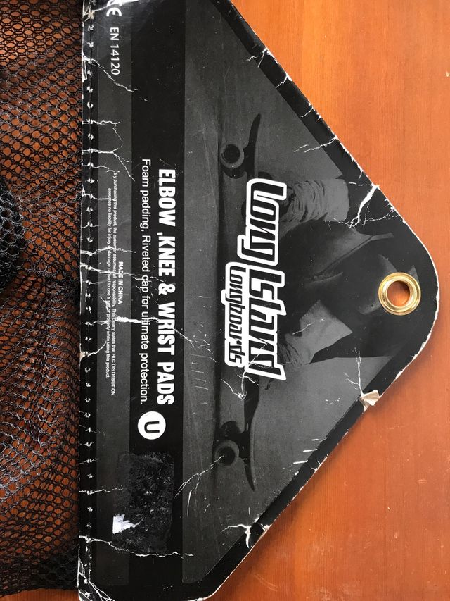 Protecciones niño patinete patines.  LongIsland