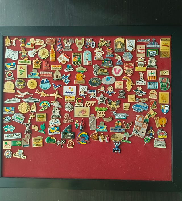 Colección pins años 90