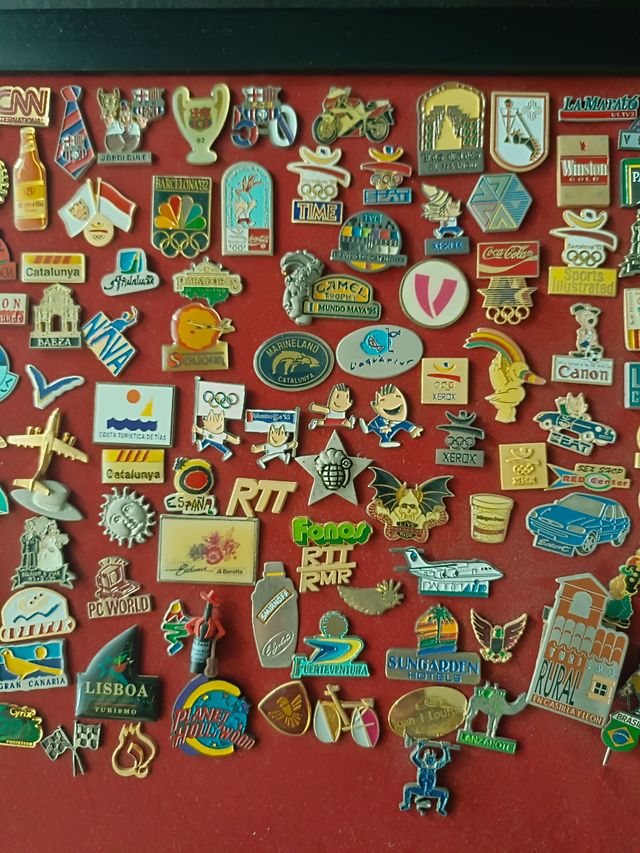 Colección pins años 90