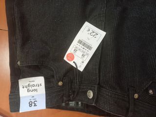 Pantalón con brillo nuevo