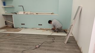 REFORMAS y Manitas - HANDYMAN - 613860982 