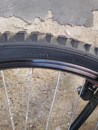 Bicicleta BTWIN rockrider 500 MMXIV
