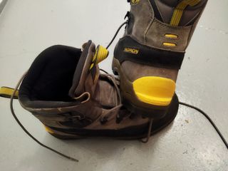 Botas montaña salomon