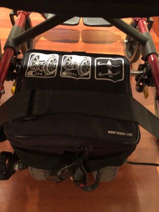 Silla de ruedas con motor instalado