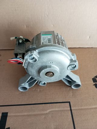 Motor lavadora Whirlpool FSCR80421