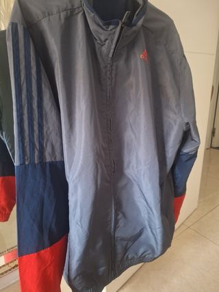 Chaqueta adidas estilo vintage