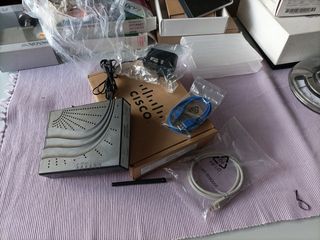 Router/Módem Cisco mod. EPR2320R2