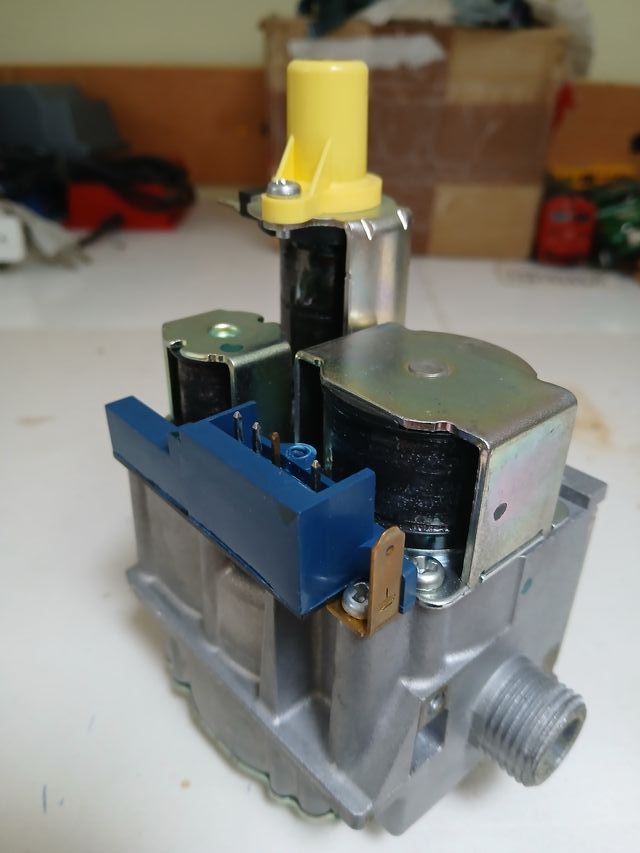 Válvula gas Ferroli F24 Siemens vgu54.a.1109 NUEVA