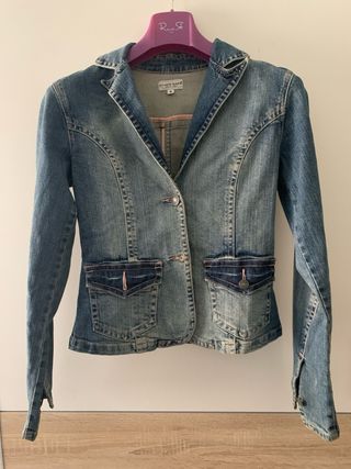 Chaquetilla vaquera ELIND DATI  4️⃣€
sin devolucion