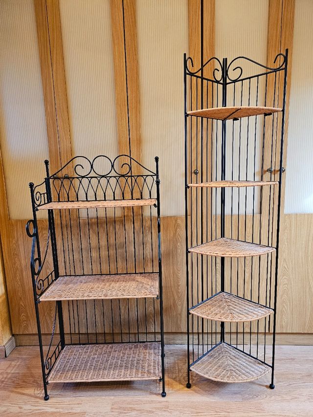 Estanterías de mimbre