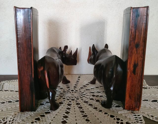 Reggilibri vintage rinoceronti legno massello