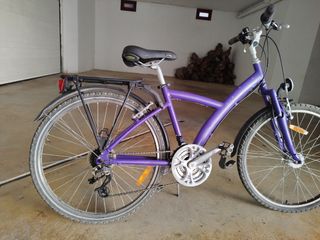 Bicicleta de paseo para mujer. Btwin Decathlon.