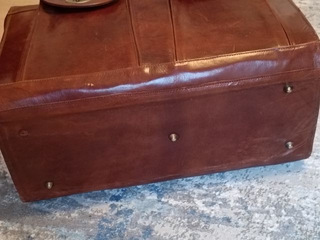 Maleta maletin cuero