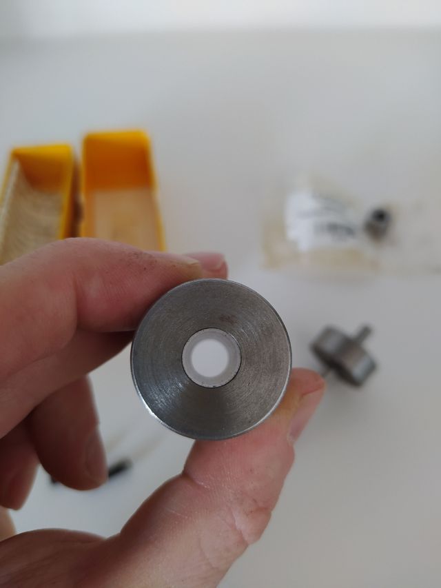 Die 222 Wilson cuello y seater