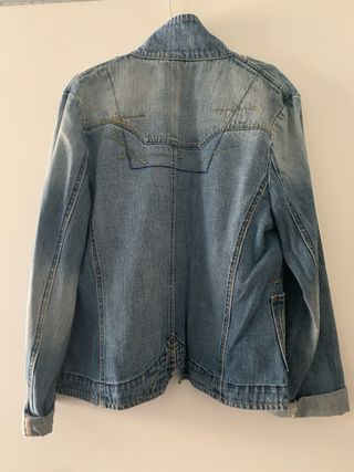 Chaquetilla vaquera BUNUS MODA  4️⃣€
sin devolucion