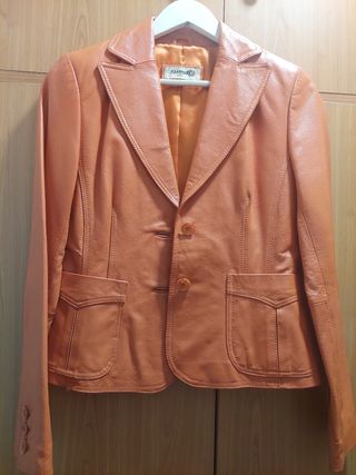Chaqueta piel naranja 