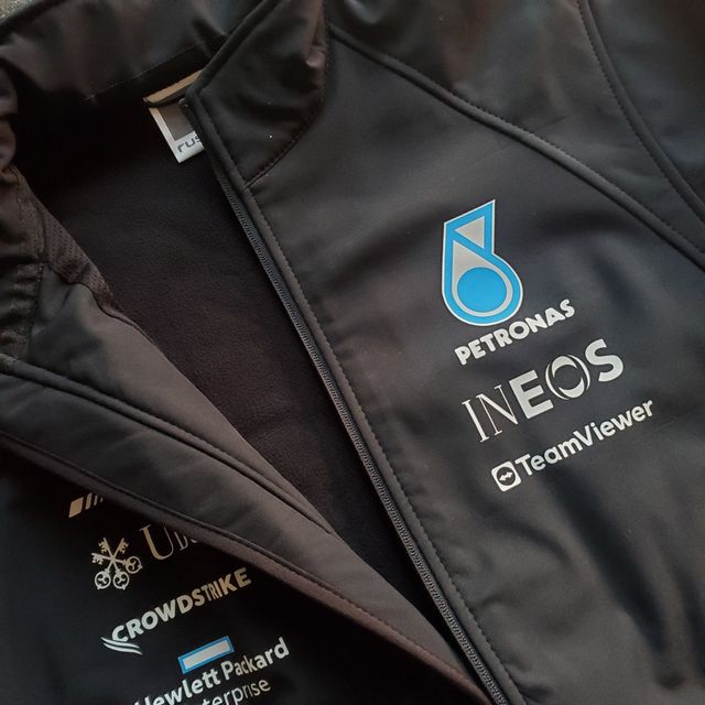 Softshell mercedes